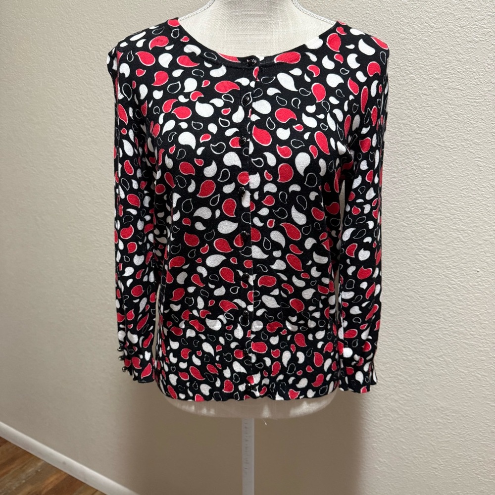 Grace - Women's Black and Red Patterned Sweater - Size Large